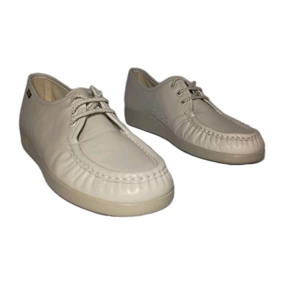 SAS Women's Siesta Comfort Shoes In Bone Size 9 Made In USA Handsewn - Picture 1 of 16